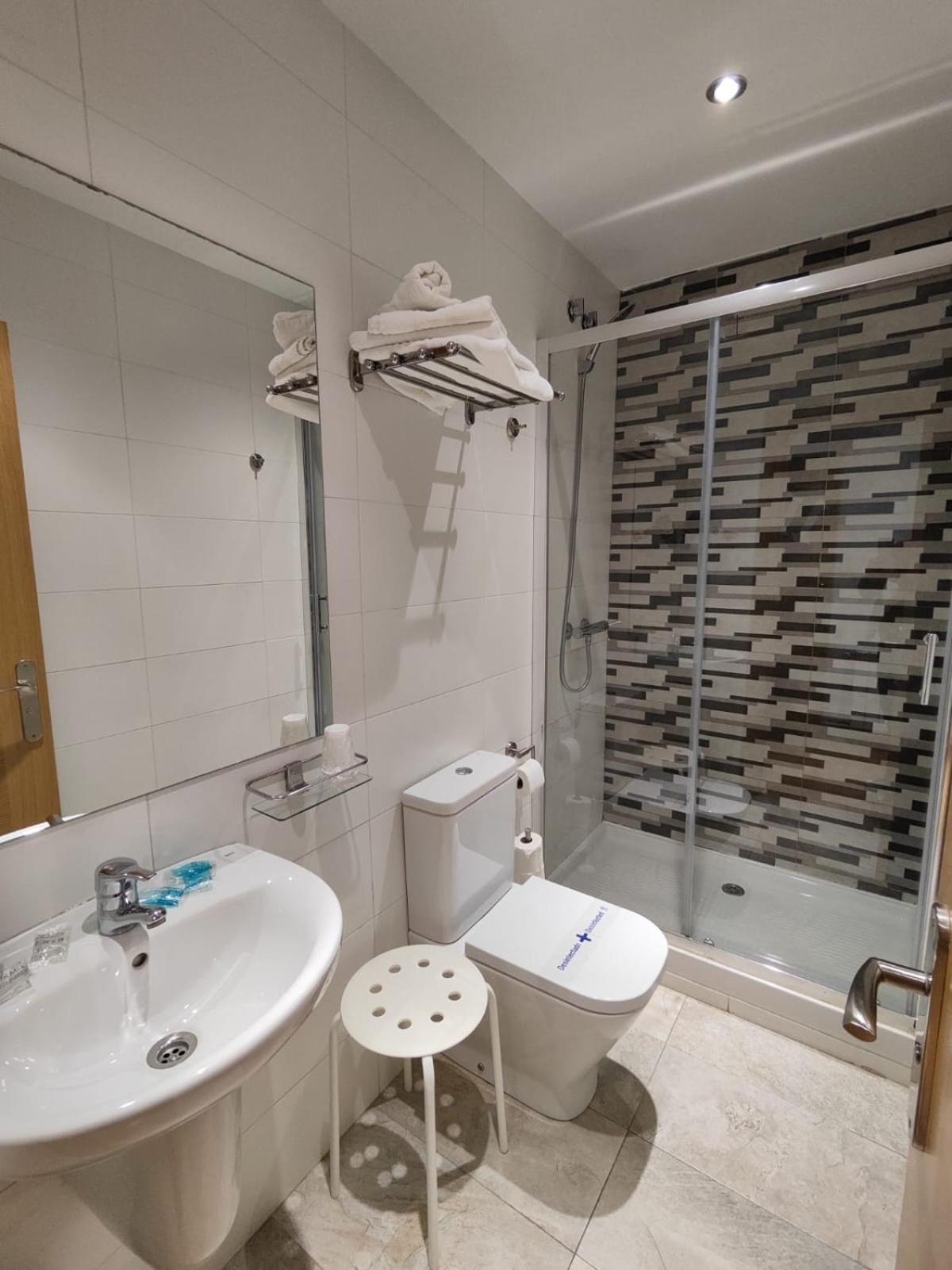 Hostal Rioja Condestable Logroño Dış mekan fotoğraf